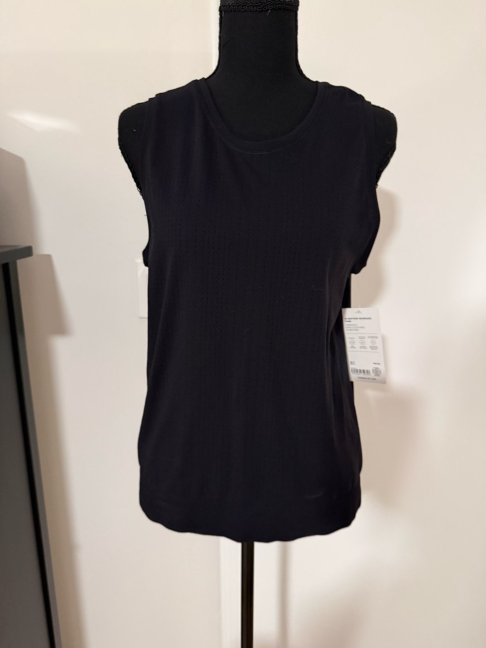 Athleta Black Ribbed Sleeveless Crew Tank